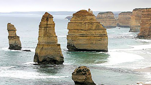 Victoria's iconic attraction the Twelve Apostles has lost another rock formation.