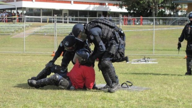 Police practice dealing with protesters ahead of the G20 summit.