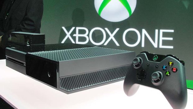 Electronic games like those played on the new Xbox One console helped lift online sales at Christmas.