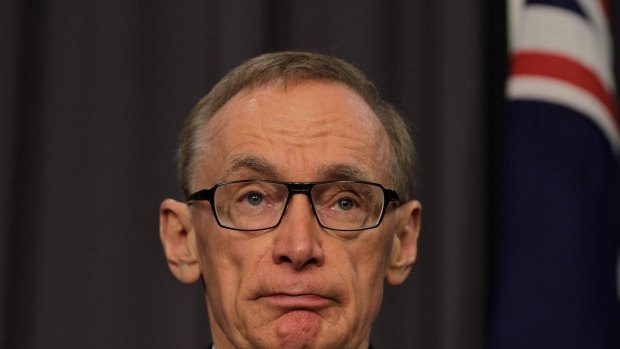Former foreign minister Bob Carr has accused Scott Morrison of 'economic populism' 