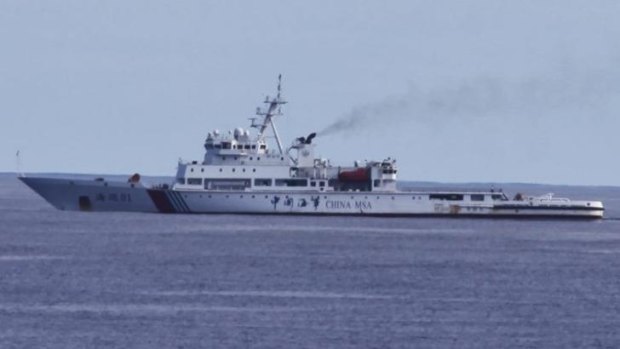 Chinese patrol ship Haixun 01 picked up the "ping" signal at around 25 degrees south latitude and 101 degrees east longitude in the Indian Ocean, according to Chinese state news agency Xinhua.