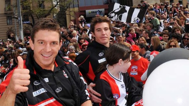 Steven Baker and Lenny Hayes during the grand final parade.
