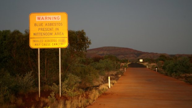 A sign indicating dangers ahead on the road from Auski Roadhouse to Wittenoom.