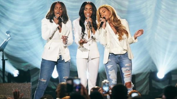 Michelle Williams, Kelly Rowland and Beyonce reunite during the 30th Annual Stellar Awards in Las Vegas, Nevada.