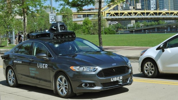 Uber tests a self-driving car in the US city of Pittsburgh.