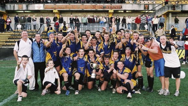 Kieran Foran (back row, in headgear) and Mitchell Pearce (front row with head taped) helped Marist North Shore win the Metropolitan Catholic Colleges title in 2006.