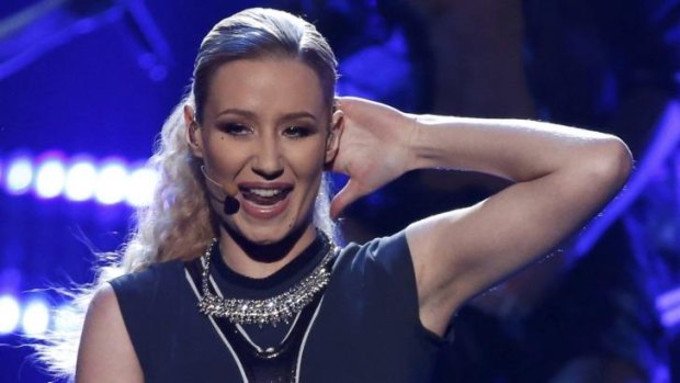 Iggy Azalea has become a target of Azealia Banks, who called her a 'wannabe black girl'.