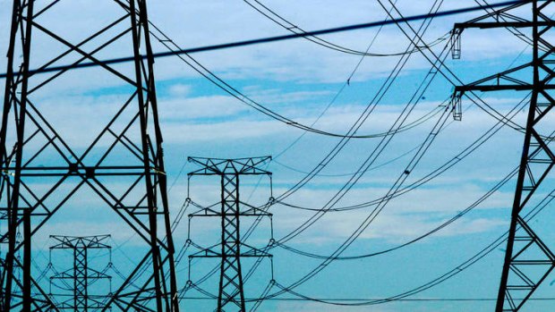 A report finds Queensland should privatise its electricity network.