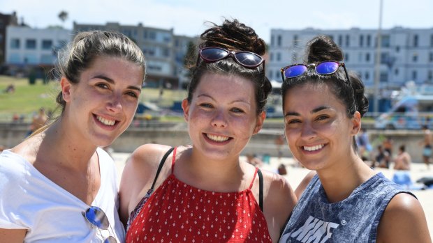 Backpackers Rebecca Marsh, Amy Smyth and Rosie Togneri from Northern Ireland.