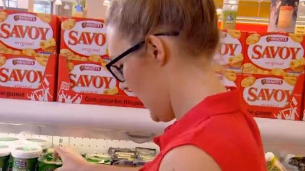 What are Savoy crackers? Are they Jatz?