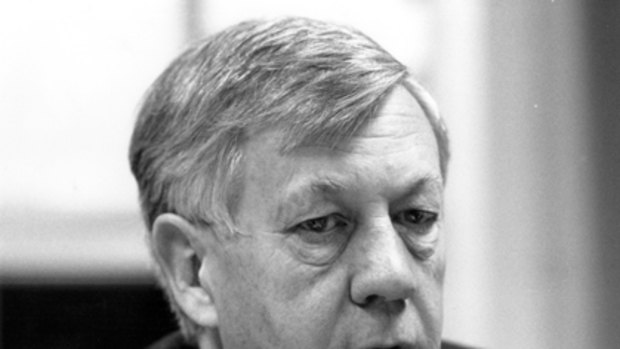 Sir Edward Woodward in 1990.