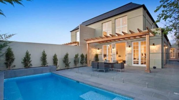 Harry Kewell's temporary residence at 2a Collins Street, Brighton, sold for $2.95 million.