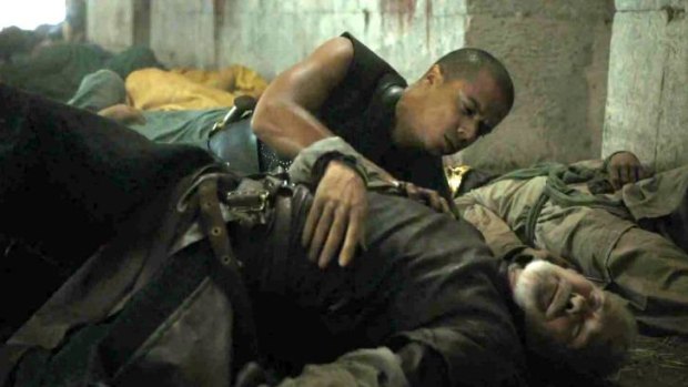 The <i>Game of Thrones</i> season 5 episode 4 cliffhanger with Grey Worm and Ser Barristan.
