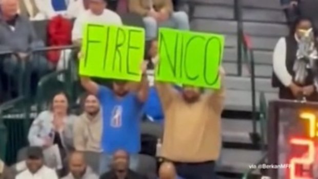 NBA fan booted after stunt