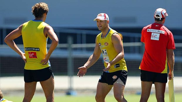 Gary Ablett instructs a player during a Gold Coast Suns training session.