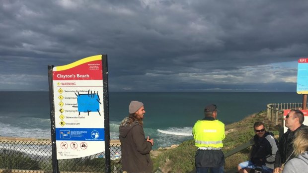 Beaches near Mindarie remain closed after a fatal shark attack on Sunday.