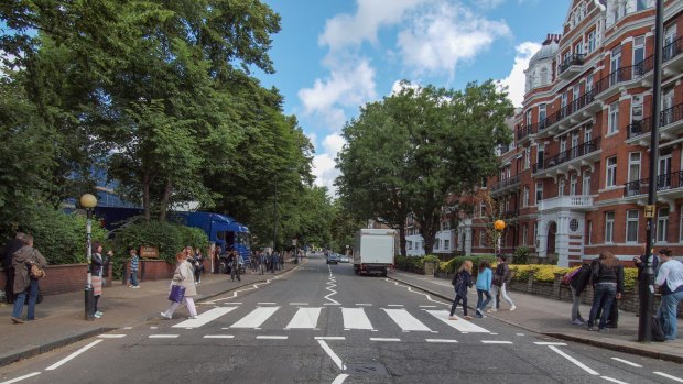 Abbey Road: Too many tourists.