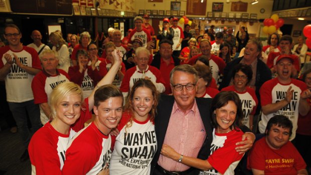 Wayne Swan with supporters in the Queensland seat of Lilley.