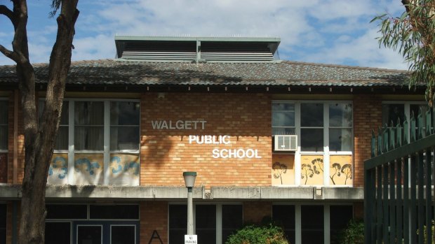 Walgett's high school's problems are "no surprise", the shire's mayor says.  