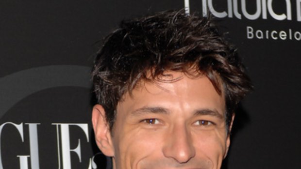 Dating Kylie Minogue ... Andres Velencoso.