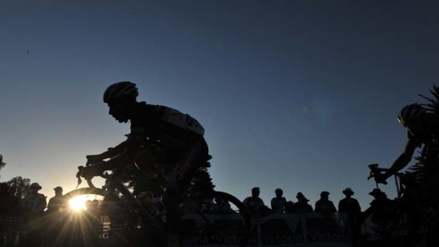 New dawn &#8230; riders tackle the season-opening Bay Cycling classic in Geelong yesterday. The event was the debut of Australia's new GreenEDGE team. They are expected to dominate placings.