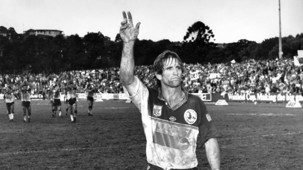 Des Hasler salutes the crowd after his last game for Manly at Brookvale Oval in August 1989. Manly won 26-12 against Wests.