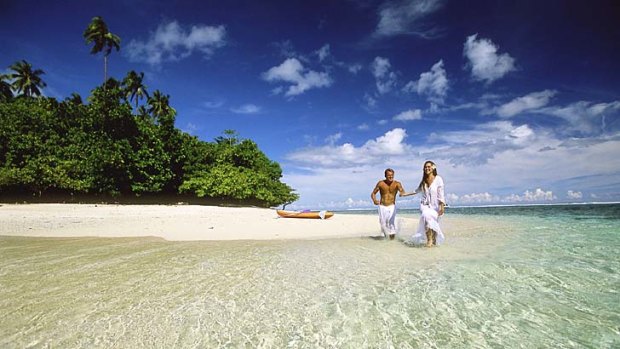 Luxury lagoon escape ... Sinalei Reef Resort and Spa.