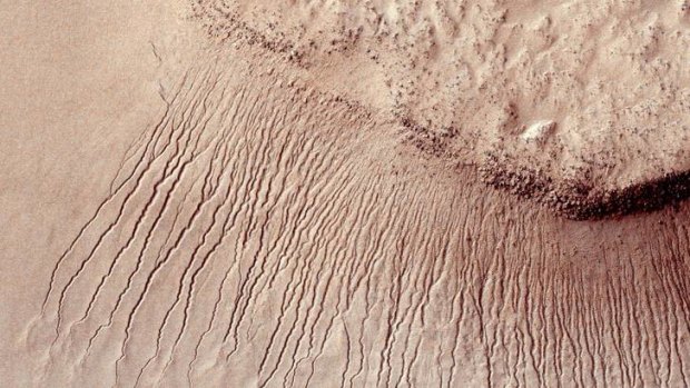 True gullies on Mars.