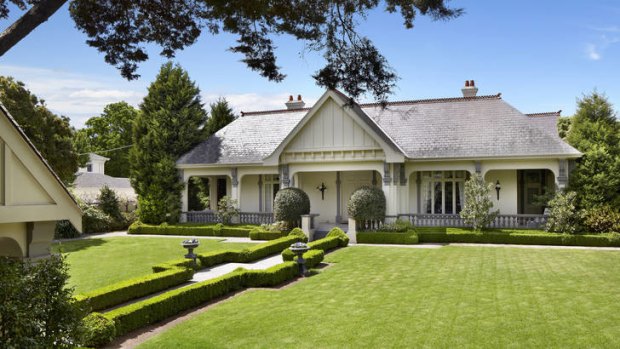 Millionaire Peter Dewitt's mansion at 16 St Georges Road, Toorak, is up for sale.