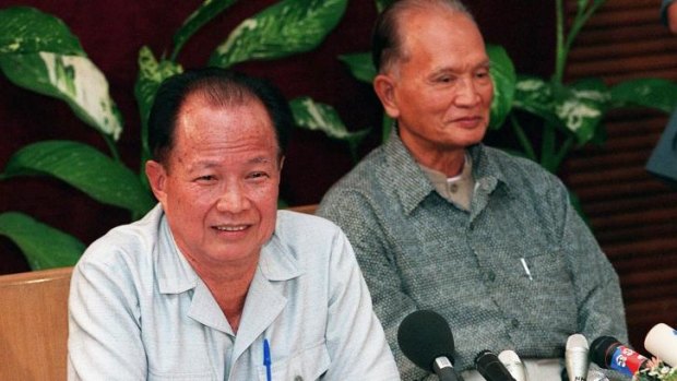 Khmer Rouge leaders Khieu Samphan, left, and Nuon Chea in 1998.