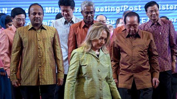 US Secretary of State Hillary Clinton  at the ASEAN conference said that diputes should be resolved "without coercion, without intimidation".