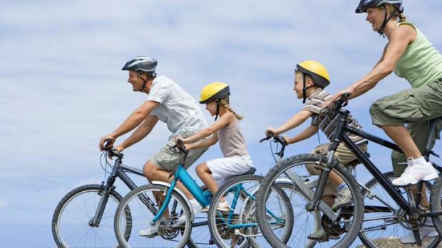 New figures show an increase in the number of people cycling in Civic but the numbers fall short of the ACT Government's targets.