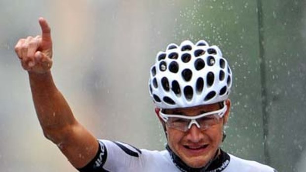 Heinrich Haussler wins a stage of last year's Tour de France.