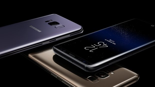 The Galaxy S8 started shipping last week, but some people who pre-ordered in South Korea complained about the display. Samsung originally recommended the users fix the problem manually, but has now confirmed it will allow users to rectify the issue via an update.