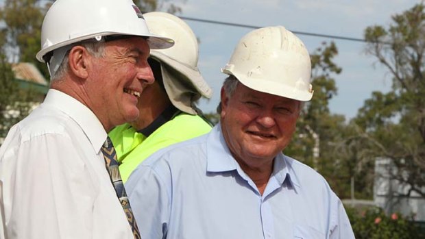 Federal MP for Flynn, Ken O'Dowd (right), with Nationals leader and Deputy Prime Minister Warren Truss.