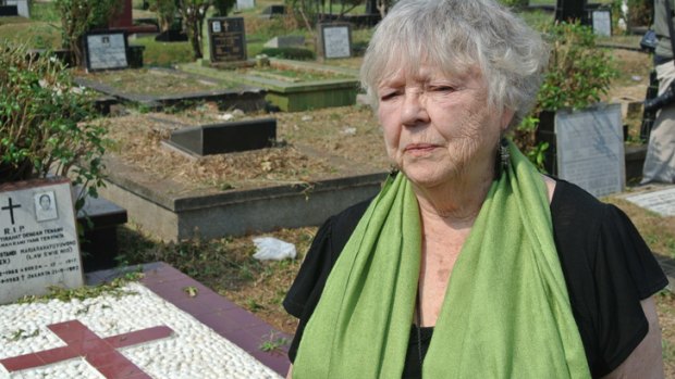 Widow Shirley Shackleton visiting the grave of her dead husband, Greg.