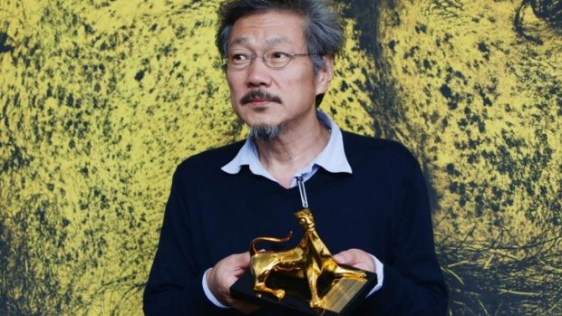 South Korean director Hong Sang-soo won the top award at the Locarno Film Festival, in Switzerland. 