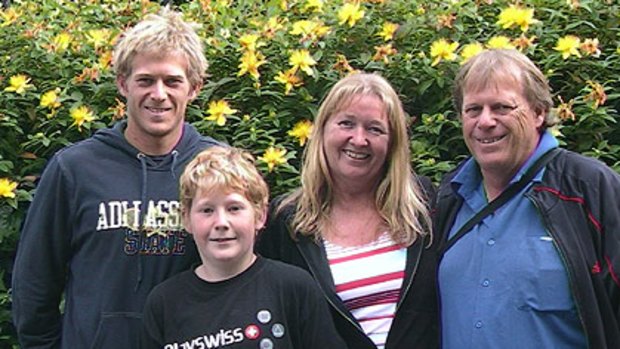 Brydan Klein, his younger brother Tom, mother Tricia and father Verne.