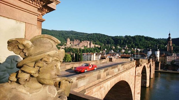 Driver's seat ... on the Bertha Benz route in Heidelberg.