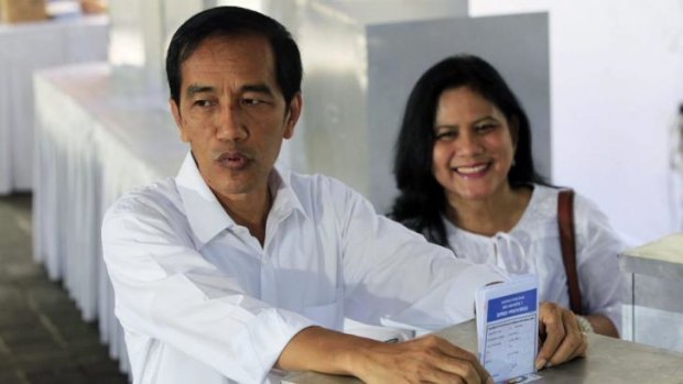 Wide support ... Jakarta governor and presidential candidate from the Indonesian Democratic Party-Struggle (PDI-P) party Joko Widodo and his wife Iriana.