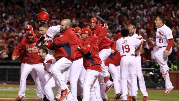David Freese's homer in 11th forces World Series Game 7 for St