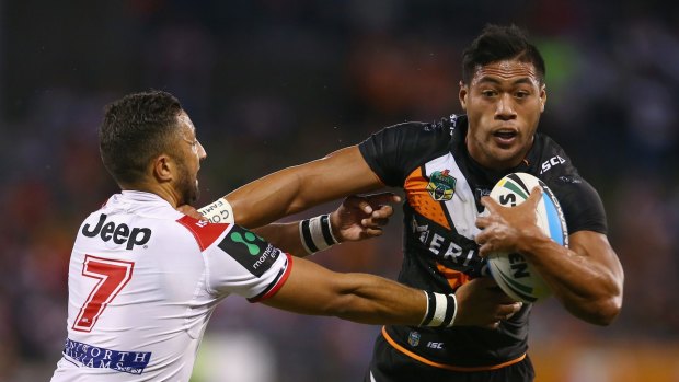Set for a tell-all story?: Tim Simona.