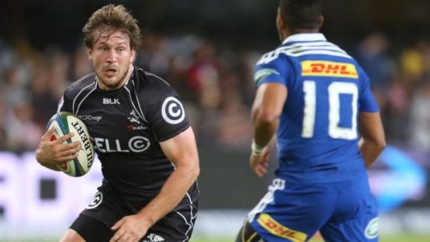 Frans Steyn takes on the Stormers defence.