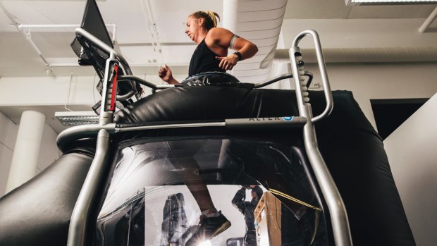Canberra Capitals recruit Rachel Jarry doing injury recovery with an anti-gravity Alter G tredmill at the AIS
