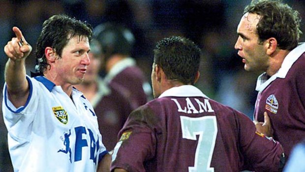 Infamous ... referee Bill Harrigan sends off Gorden Tallis for abusing him in game one of the 2000 series in Sydney. NSW won the game 20-16 and series 3-0.