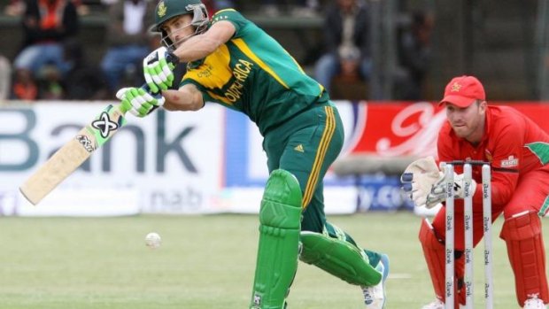 South Africa's batsman Faf du Plessis has scored his third century of the series.
