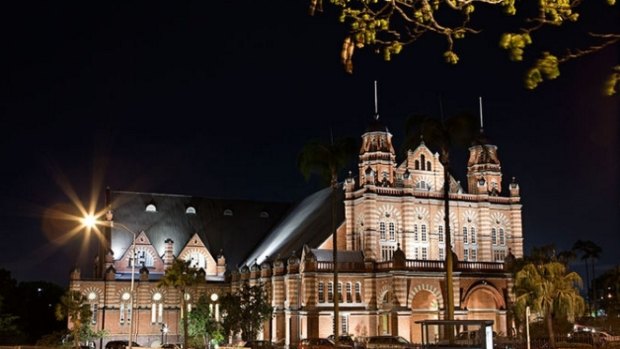 The splendid landmark heritage building is the backdrop for these Friday night markets under the stars, with artisan crafts and wares, gourmet treats, food trucks, pop up bars and live music... 