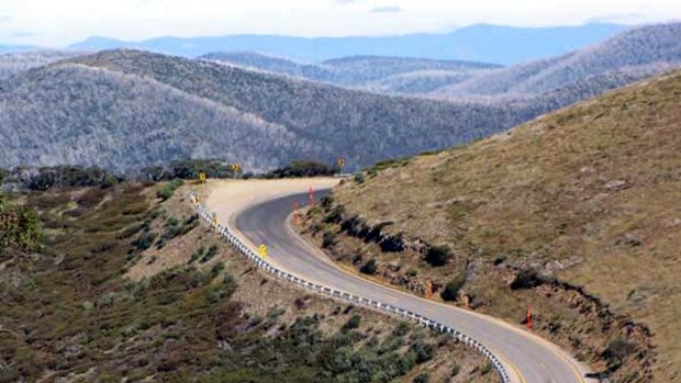 Full circle ... the Great Alpine Road.