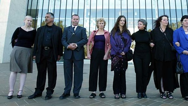 Family, friends and supporters of Marie Greening Zidan at the High Court in Canberra in 2004 to oppose an appeal by her killers.