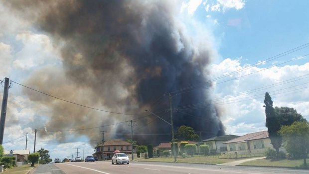Kurri Kurri fire threatening properties- Images from Newcastle Herald? Picture: Jenny Naidu
